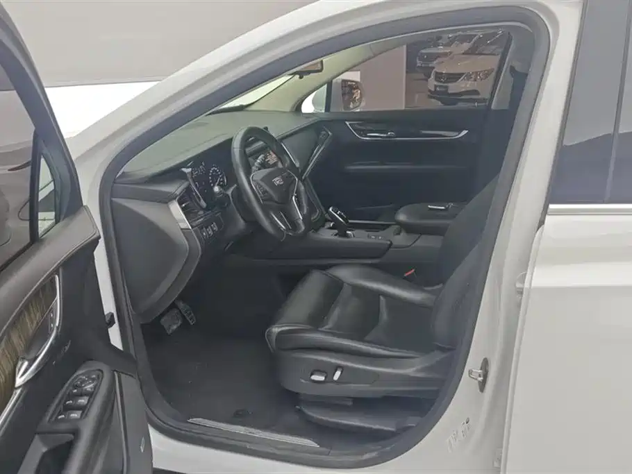 Cadillac XT5 2018 25T Luxury фото 9