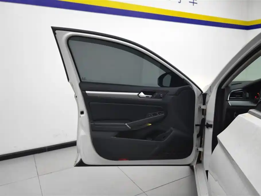 Volkswagen Lamando 2019 280TSI DSG Comfort Edition China VI фото 7