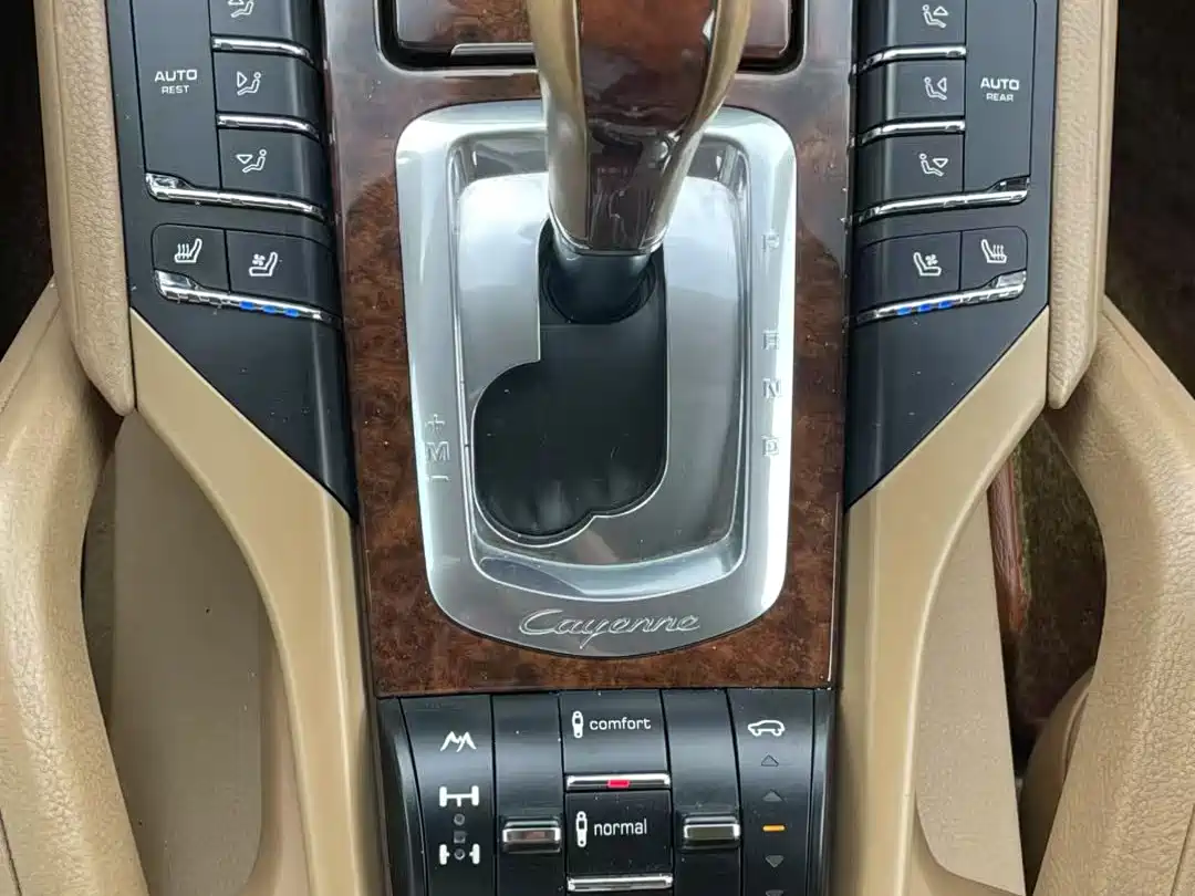 Фото 8 - Porsche Cayenne