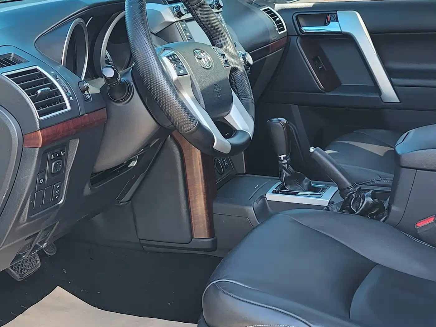 Toyota Prado 2016 3.5L Auto TX-L NAVI фото 5