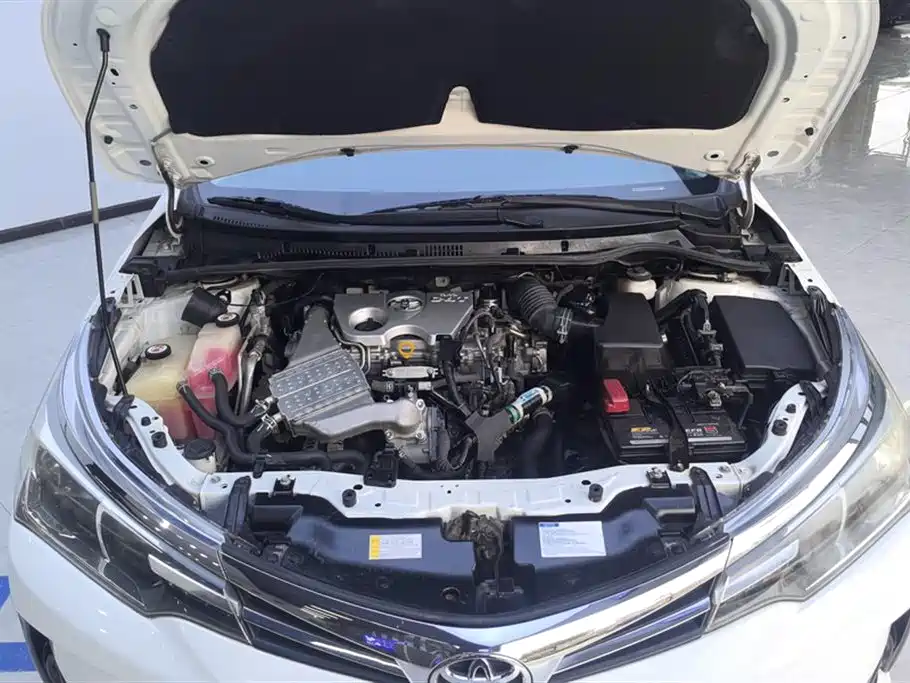 Toyota Corolla 2017 Facelift 1.2T S-CVT GL фото 10