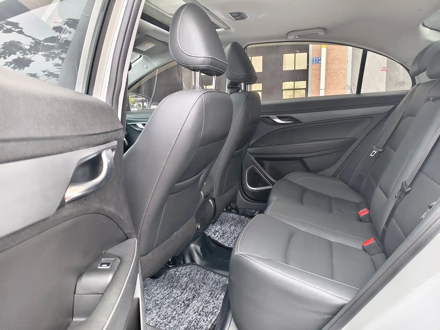 GEELY AUTOMOBILE EMGRAND