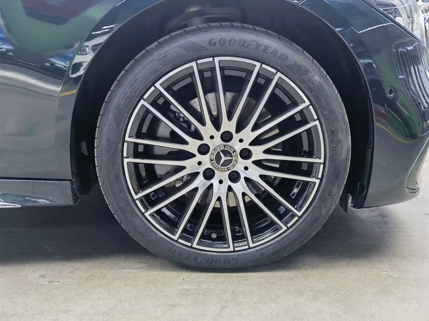 Mercedes-Benz C-Class 2023 C 260 L Sport фото 17