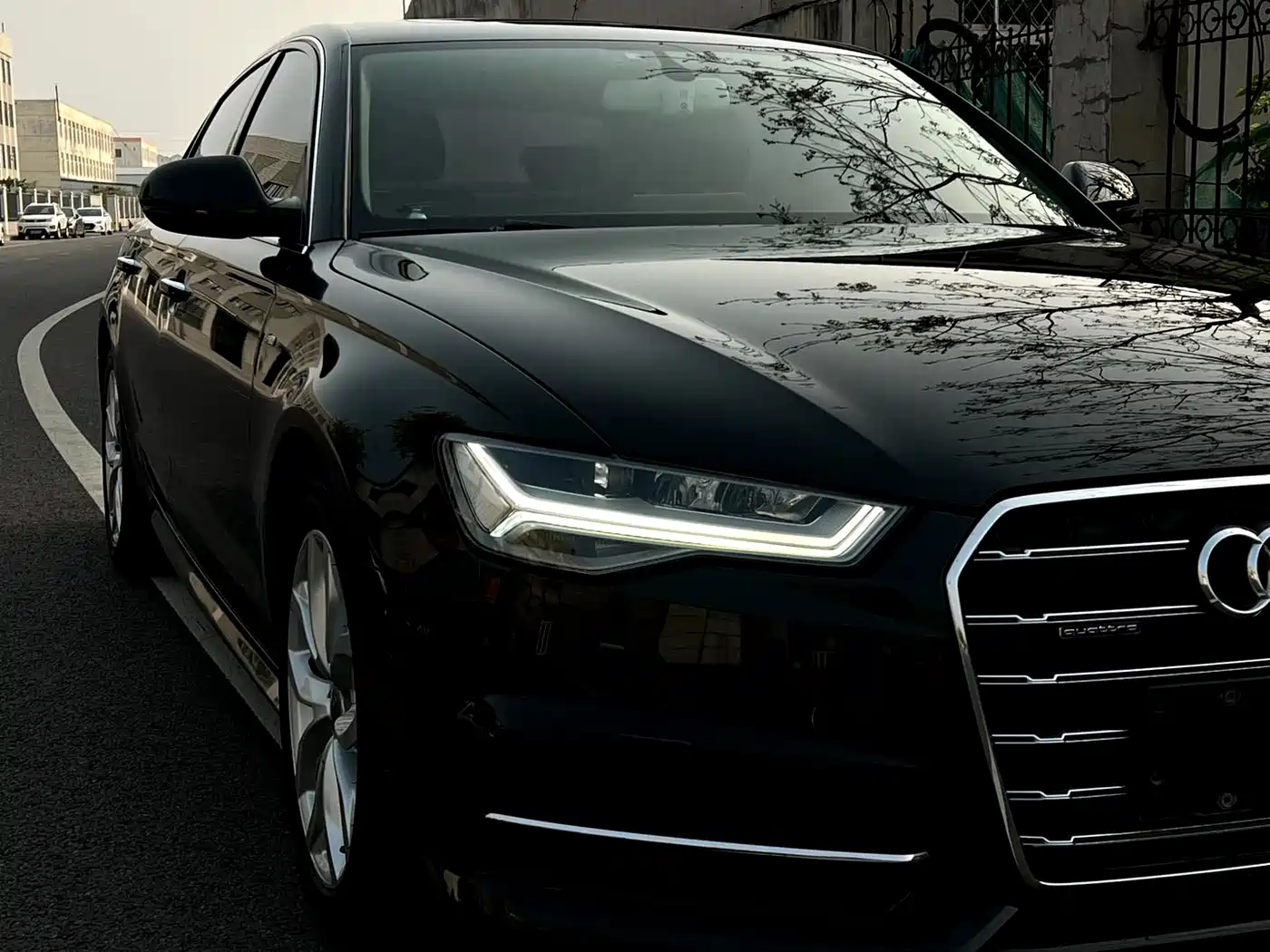 Audi A6L 2018 30th Anniversary 35 TFSI Fashion фото 2