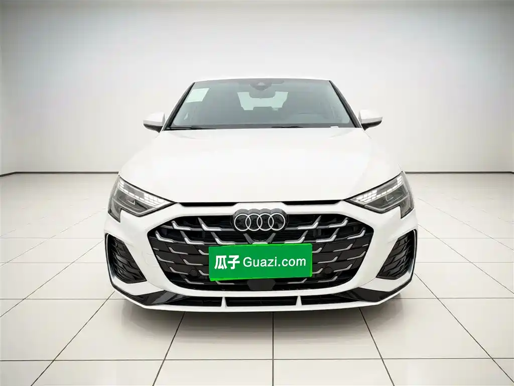 Audi A3 2025 Facelift A3L Limousine 35TFSI Flying Joy Edition фото 3