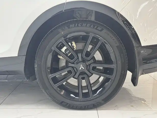 Voyah Auto VOYAH FREE 2024 Ultra Long Range Intelligent Driving Edition фото 17