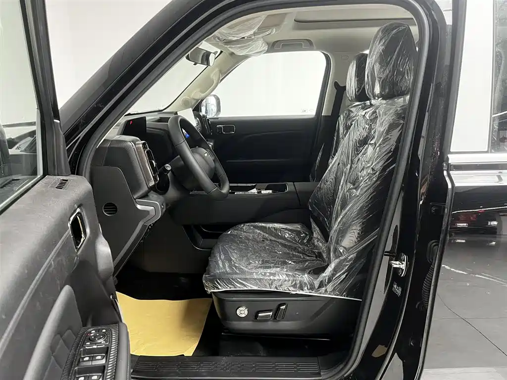 Haval Meng Long NEV 2026 Hi4 102 Premium фото 12