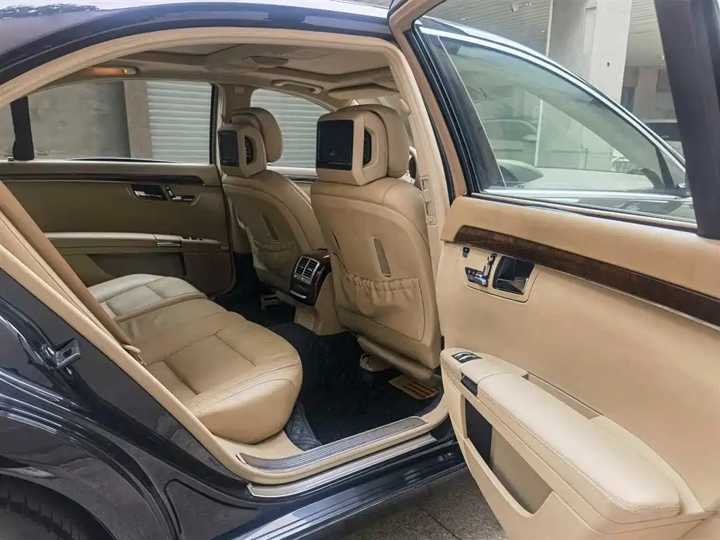Mercedes-Benz S-Class 2010 S 350 L Luxury фото 14