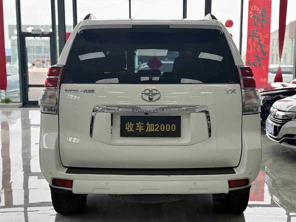 Toyota Prado 2010 4.0L Automatic TX-L фото 7