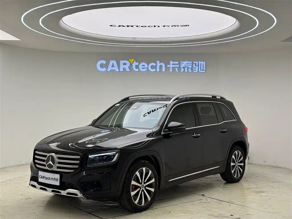 MERCEDES-BENZ GLB