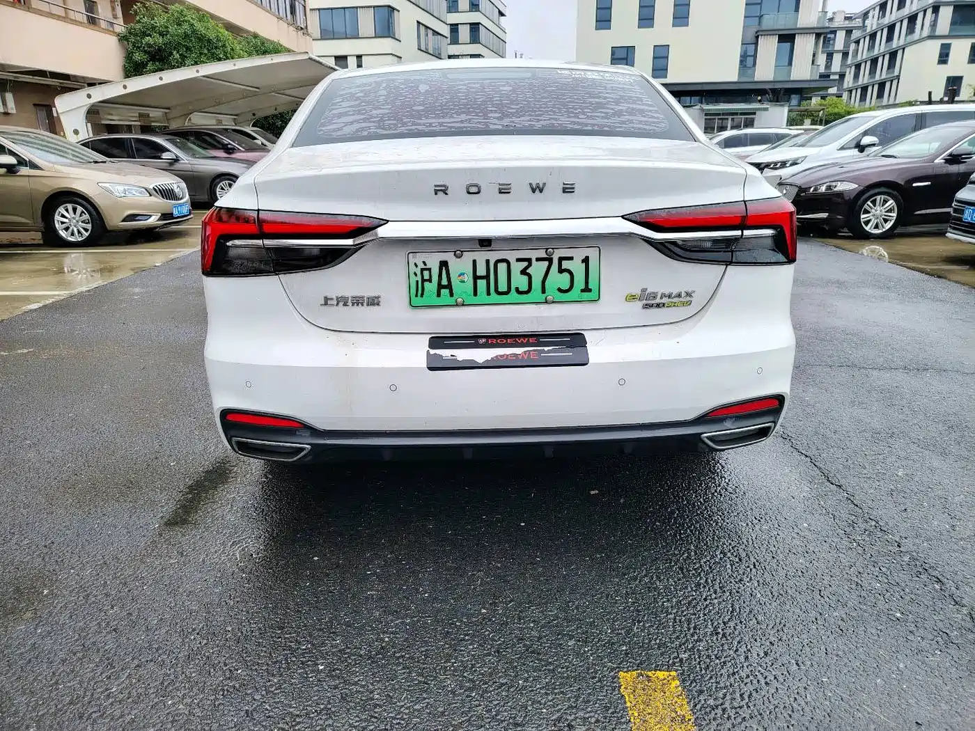 Roewe i6 MAX EV 2021 2021 1.5T PHEV Ride-hailing Flagship Edition