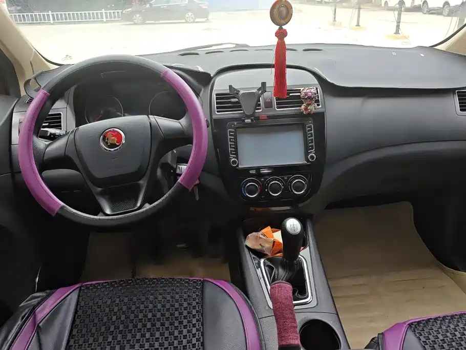 Dongfeng Fengxing Joyear X3 2016 2015 1.5L Comfort Model