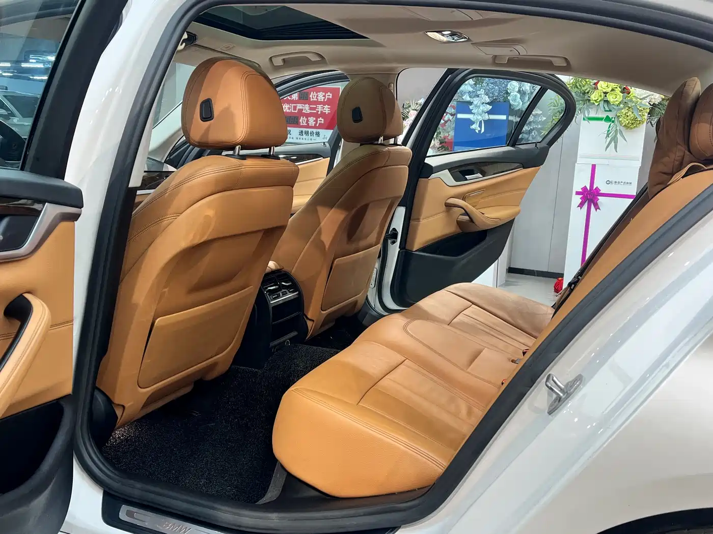 BMW 5 Series 2018 528Li Launch Special Edition фото 8