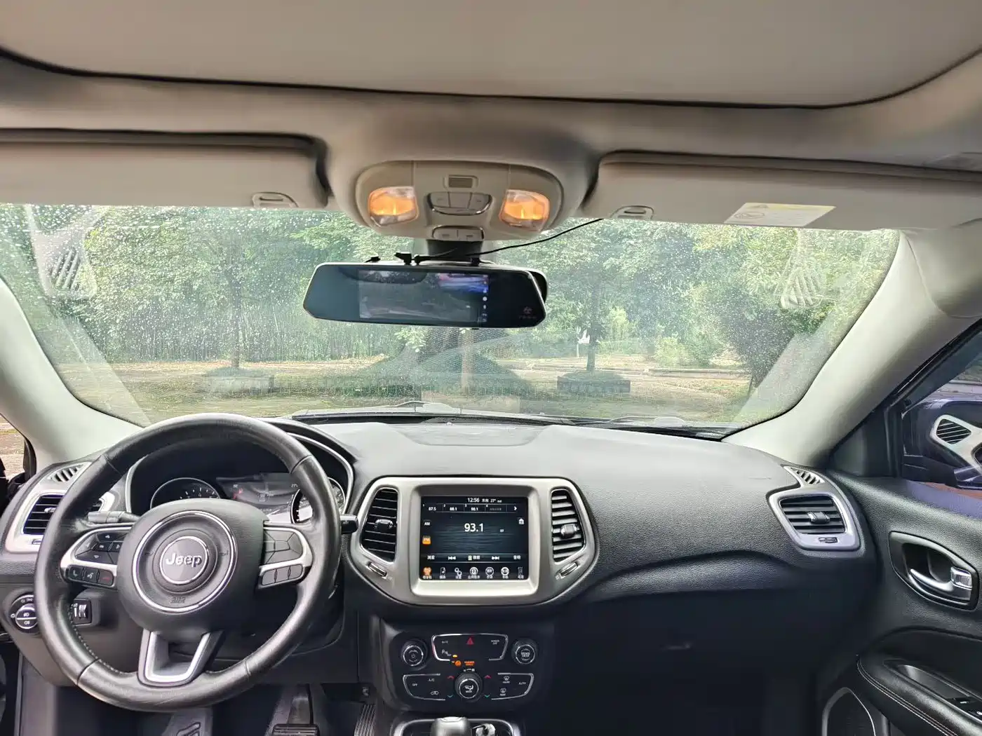 Фото 6 - Jeep Compass