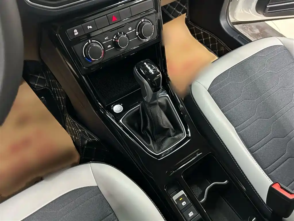 Volkswagen Tharu 2025 New Edge 1.5L Aspiration Edition фото 18