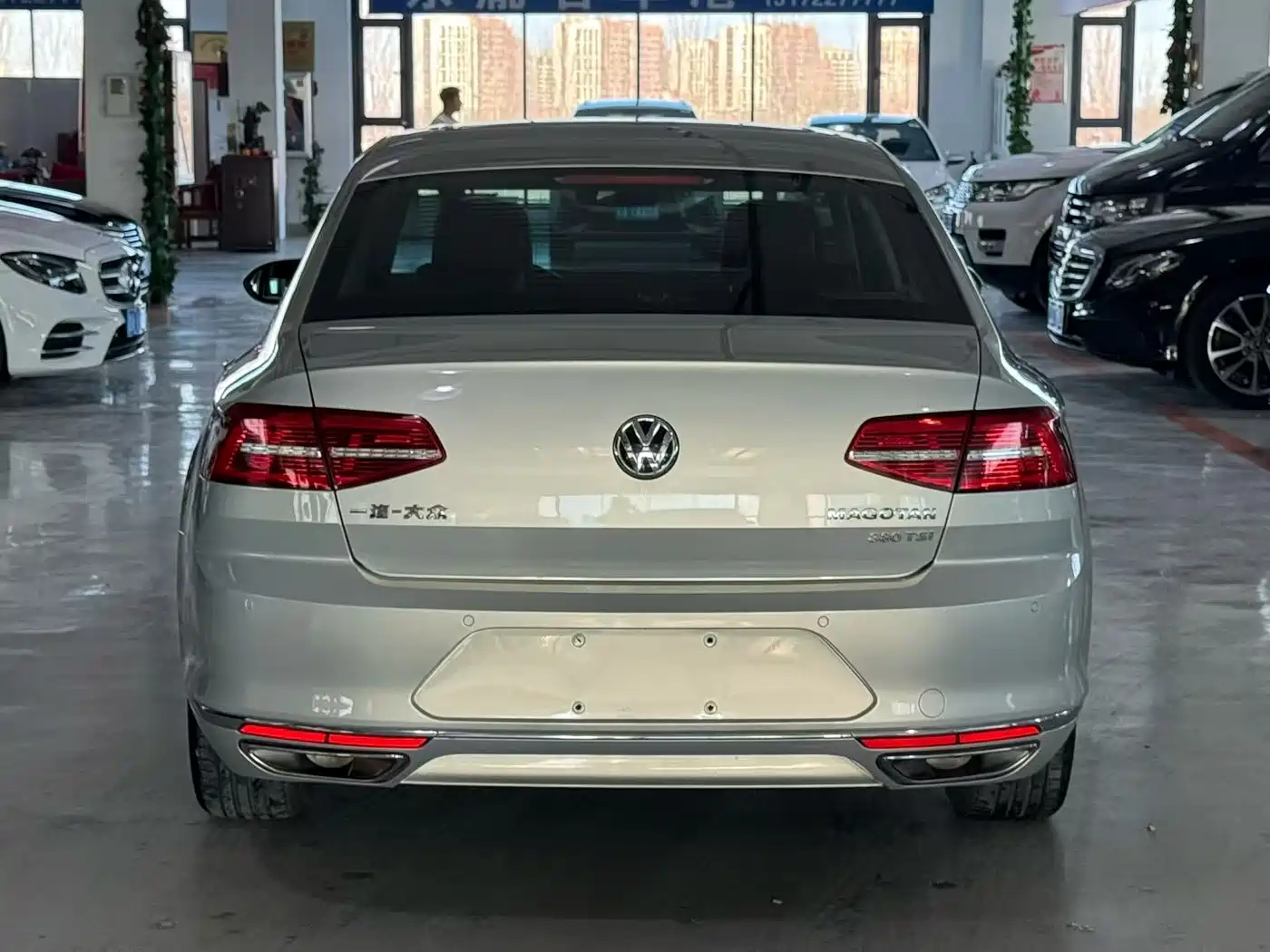 Volkswagen Magotan 2017 380TSI DSG Luxury фото 4