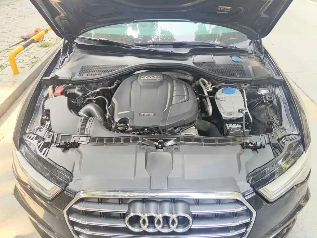 Фото 3 - Audi A6L