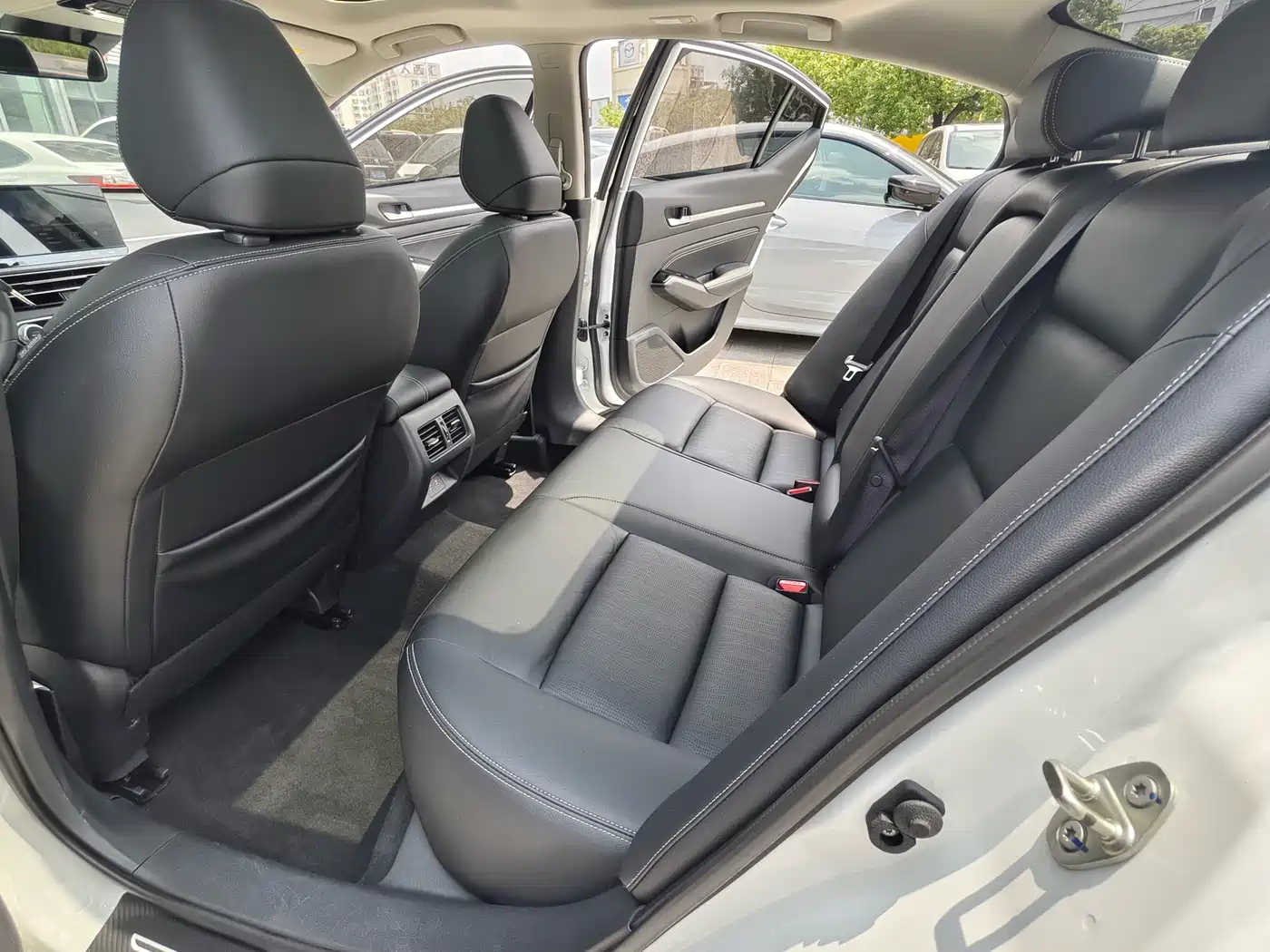Nissan TEANA, миниатюра 10