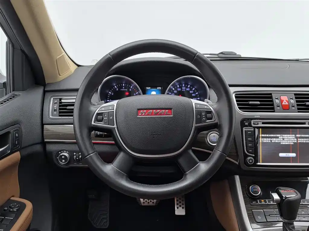 Haval H8 2015 2.0T 2WD Standard фото 11
