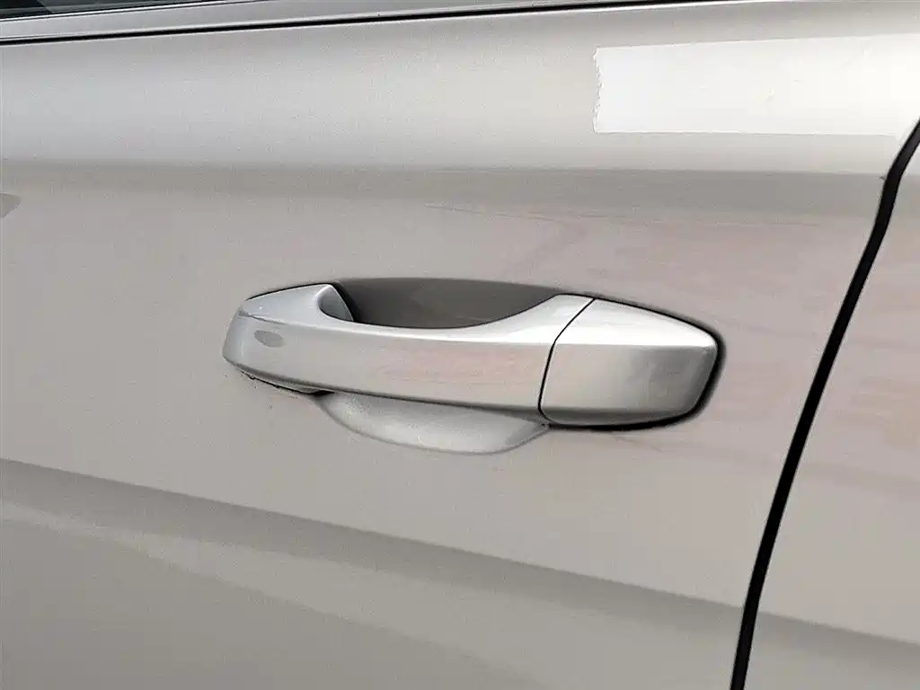Volkswagen Lavida 2021 1.5L Automatic Vision Edition фото 18
