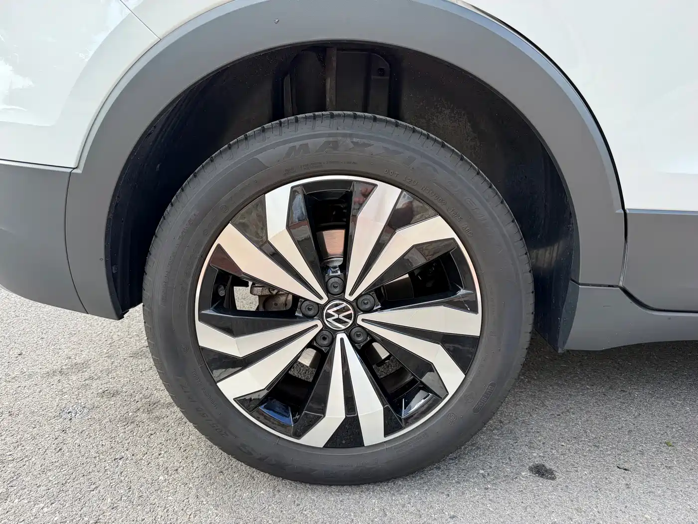 Volkswagen Tharu 2025 New Edge 1.5L Aspiration Edition фото 15