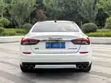 Photo 6 - Maserati Quattroporte