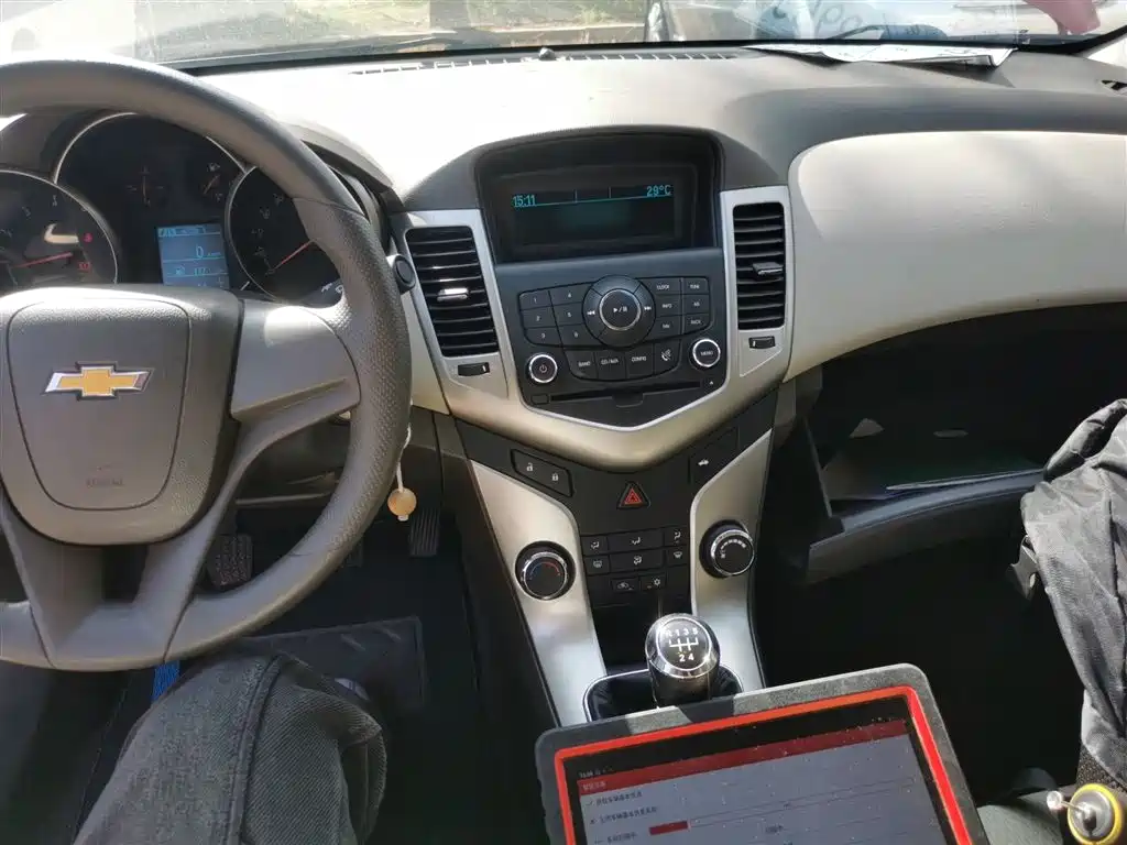 Chevrolet Cruze 2015 1.5L Classic SL MT фото 10