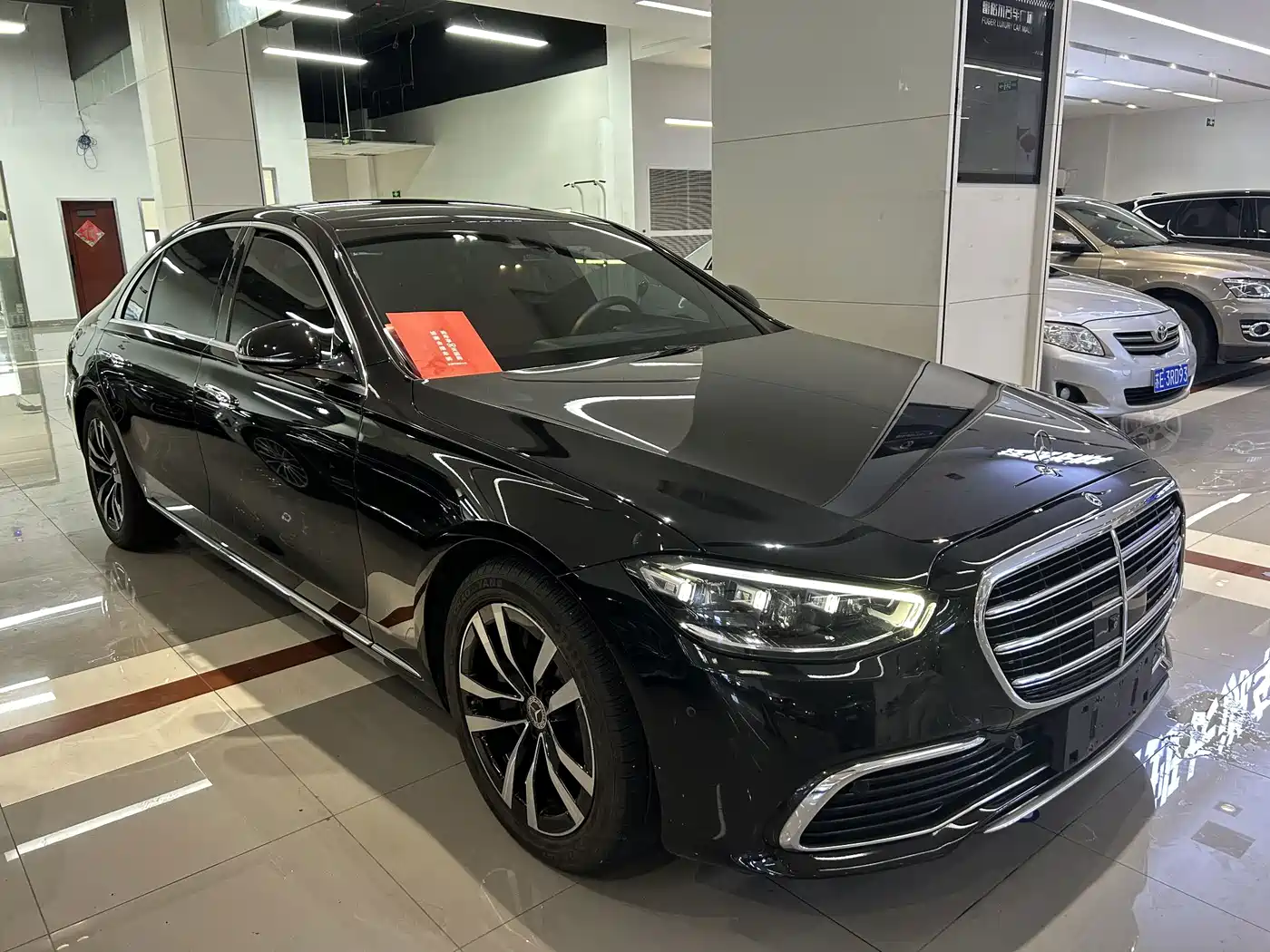 Фото 2 - Mercedes-Benz S-Class