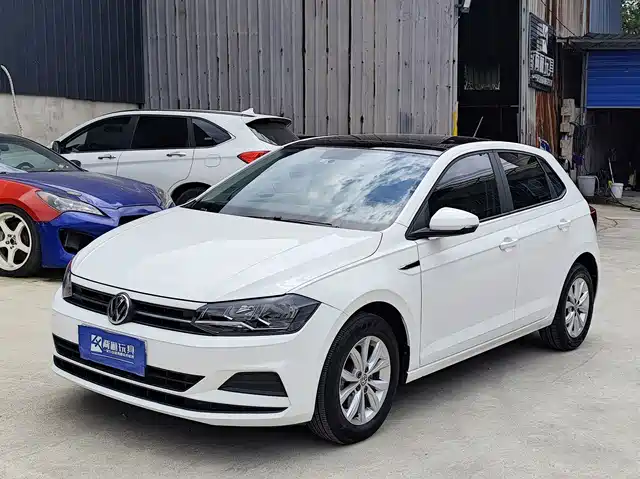  Volkswagen Polo 2019 Plus 1.5L Automatic Colorful Tech Edition