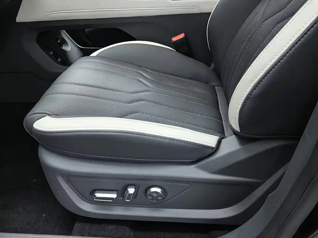 Jetour Shanhai L6 2025 2024 1.5TD DHT ULTRA