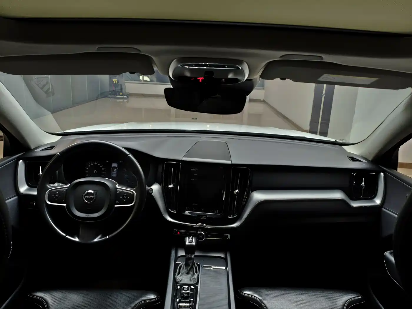Фото 36 - Volvo XC60