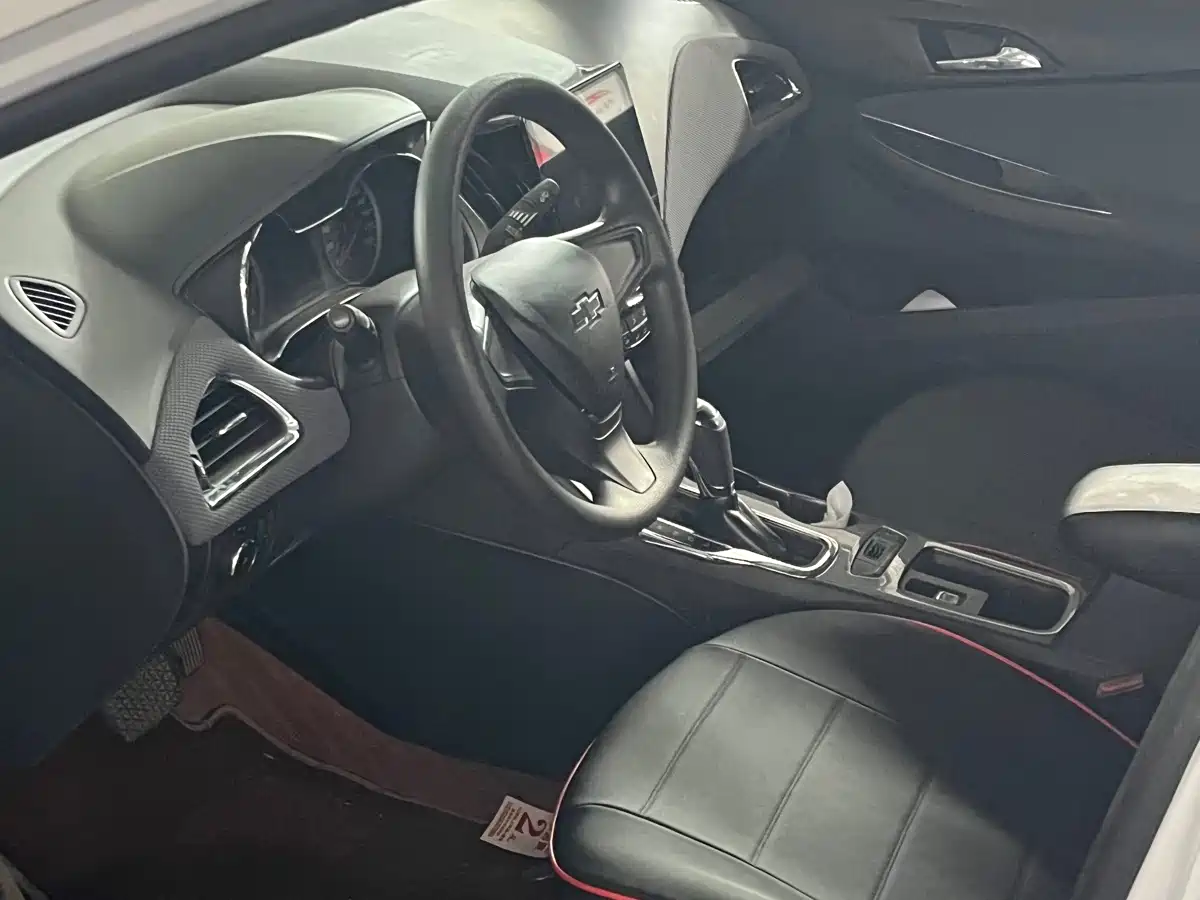 Chevrolet Cruze 2019 2018 Redline 320 Automatic Pioneer Edition