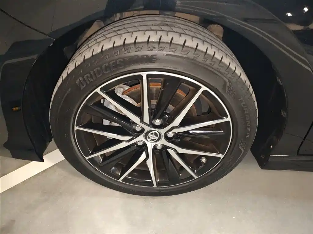 Toyota Camry 2023 2.0S Trend Edition фото 11