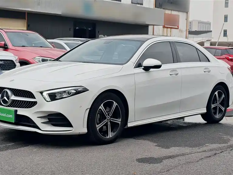 Mercedes-Benz A-Class 2022 Facelift III A 200 L Sport Sedan Fashion фото 2