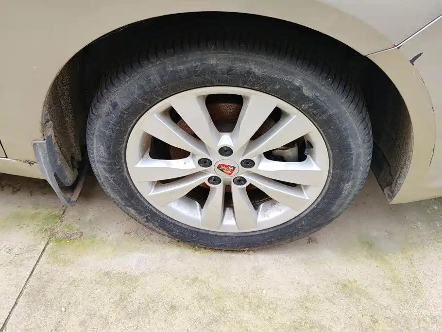 Photo 6 - Roewe 360