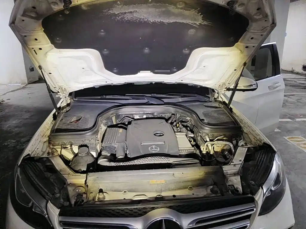 Фото 3 - Mercedes-Benz GLC