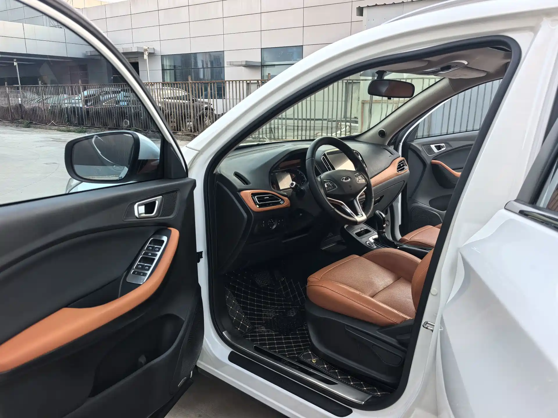 Фото 10 - Chery Tiggo 7