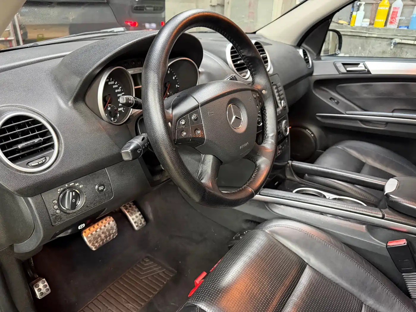 Mercedes-Benz M-Class AMG 2007 AMG ML 63 фото 9