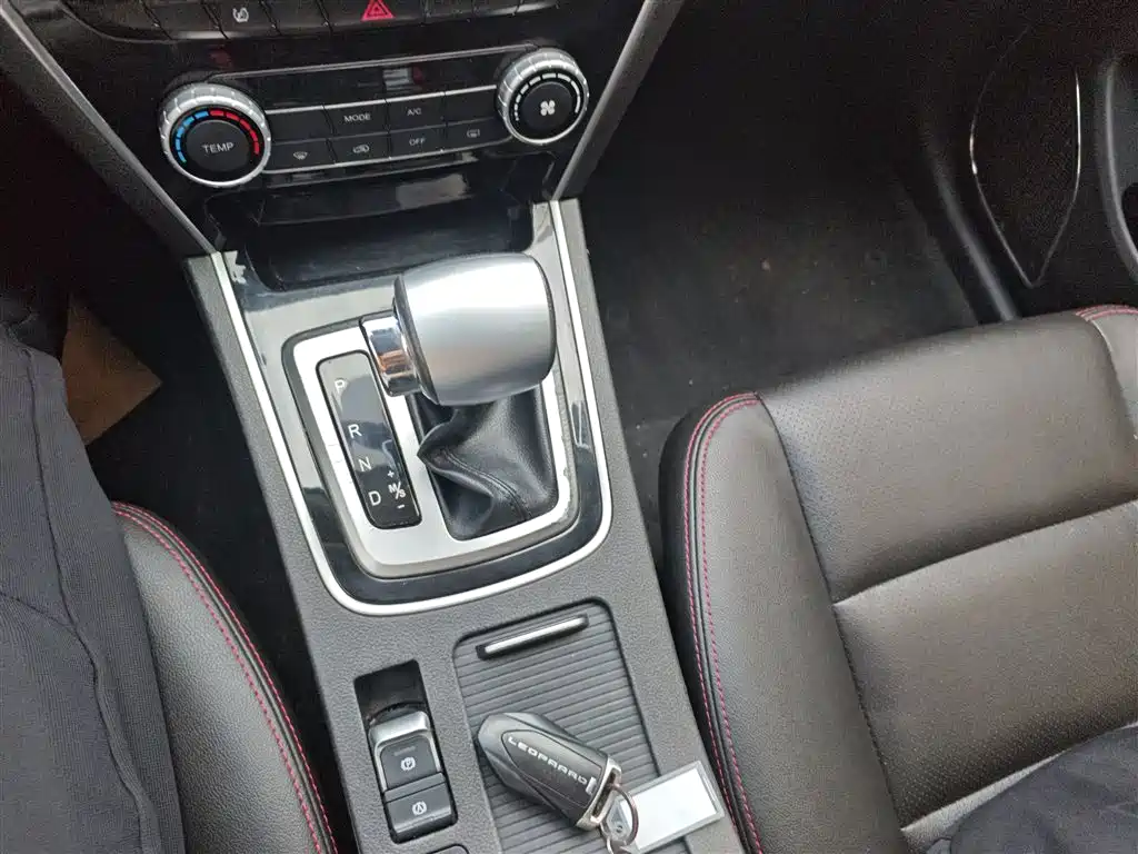 Leopaard CS10 2017 2017 Model 2.0T Automatic Urban Edition