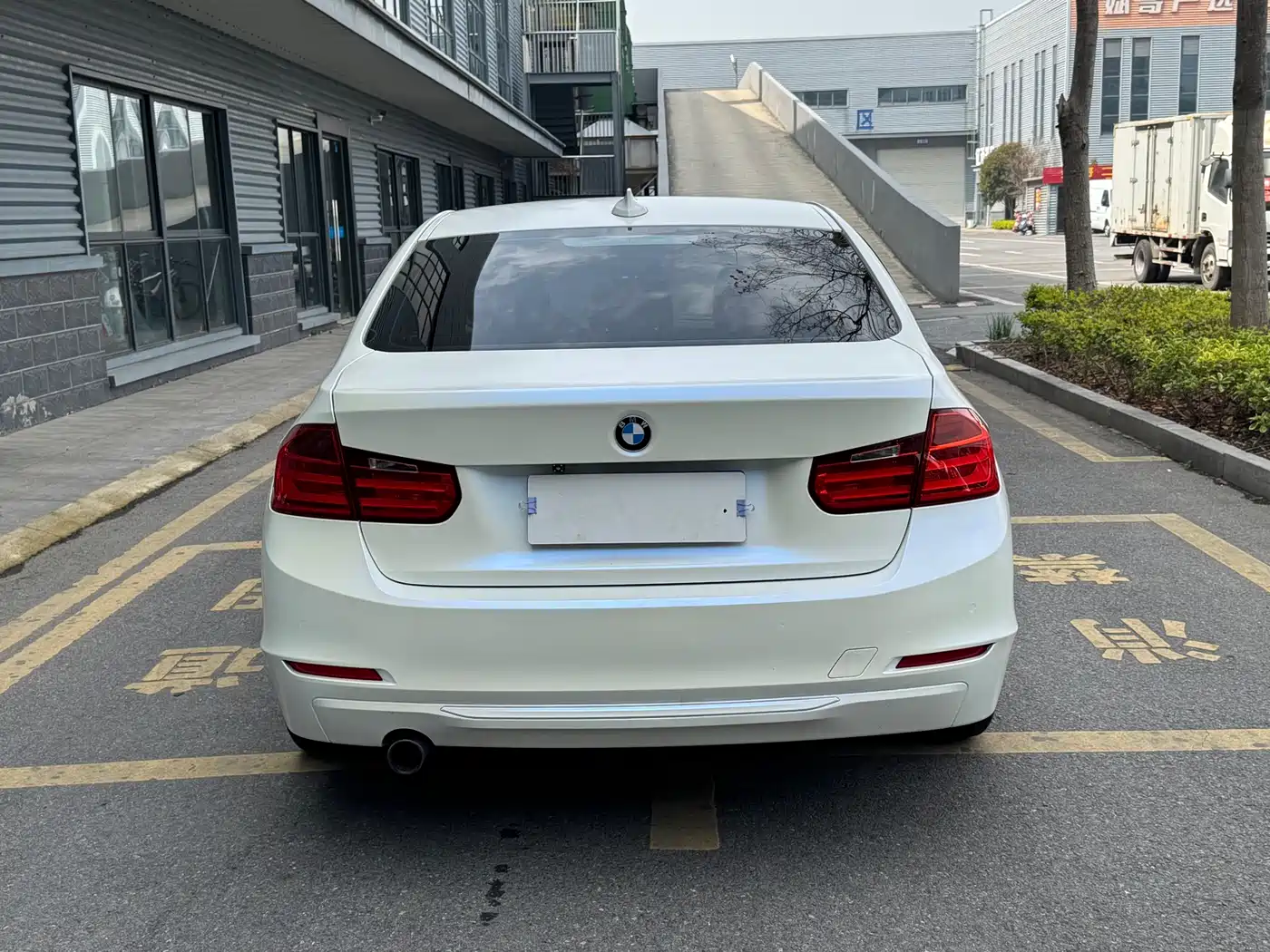 BMW 3 Series 2014 320i Fashion фото 11
