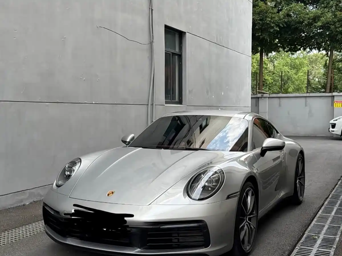 Porsche 911 2023 Carrera 3.0T