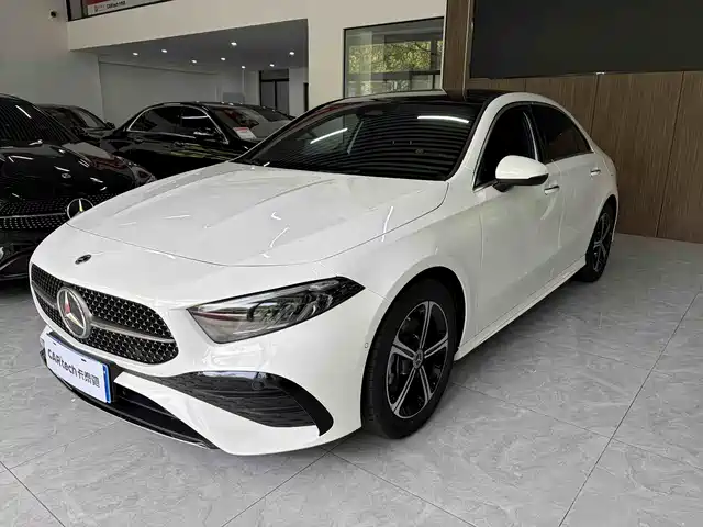 MERCEDES-BENZ A CLASS