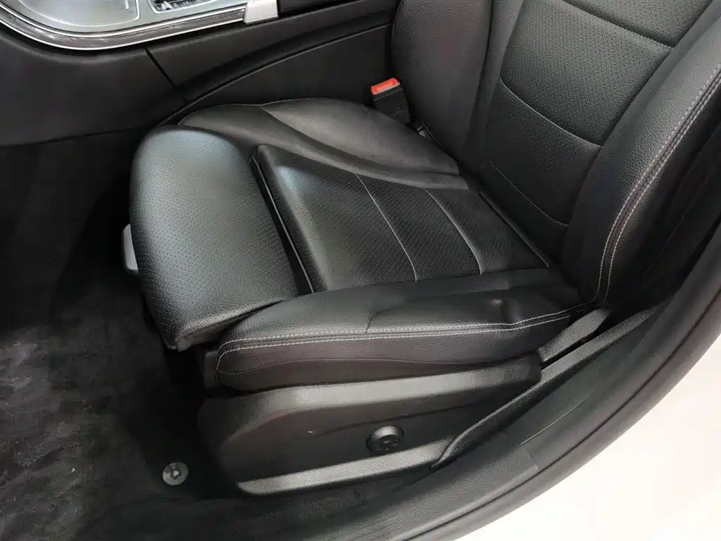 Mercedes-Benz C-Class 2019 Facelift C 260 L Sport фото 20