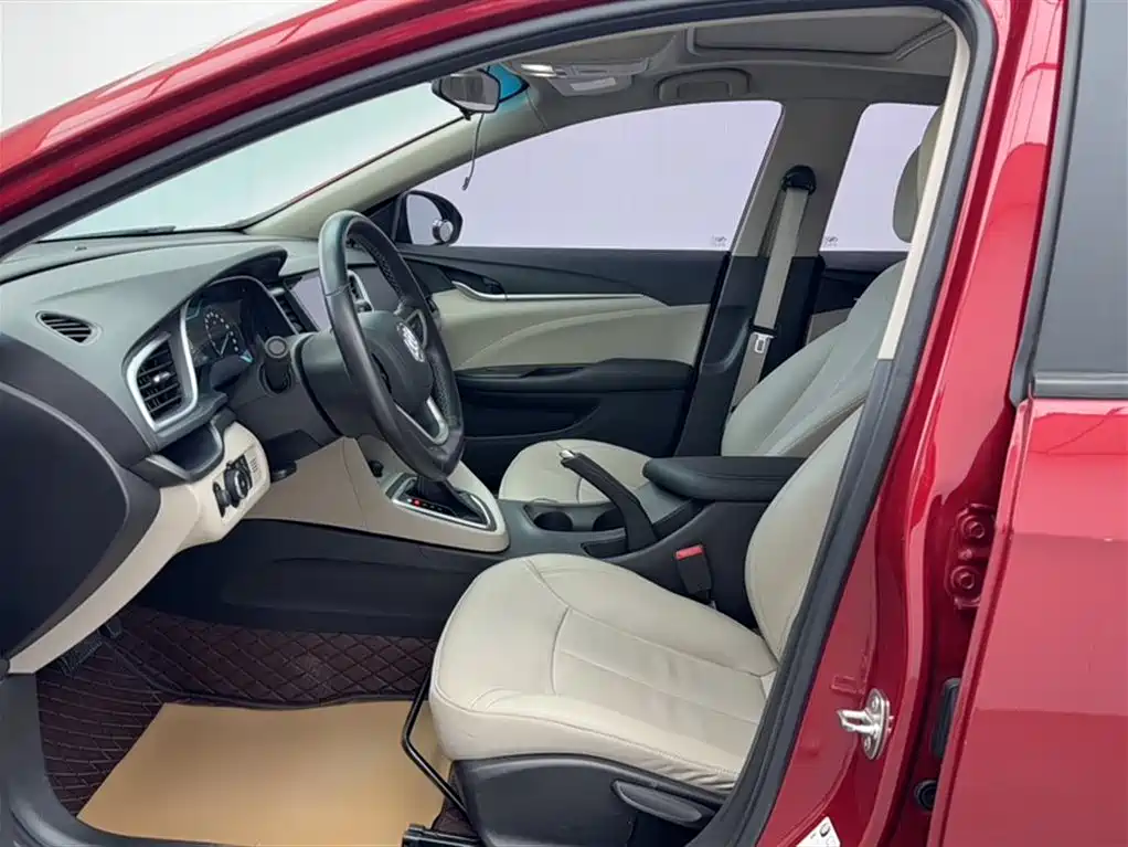 Buick Excelle 2018 15T Dual Clutch Elite (China V) фото 12