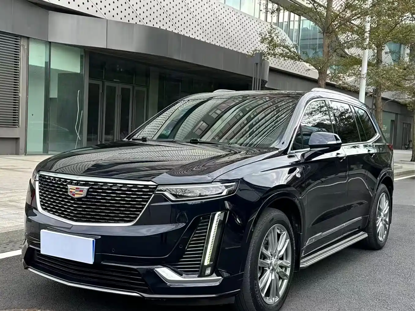 CADILLAC XT6
