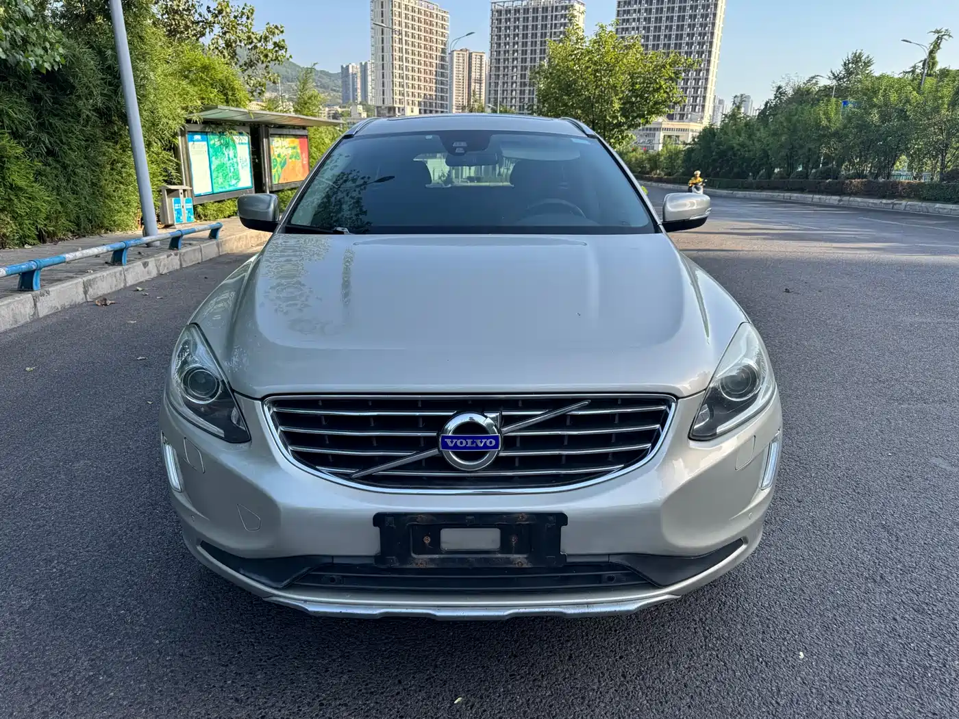 Фото 2 - Volvo XC60