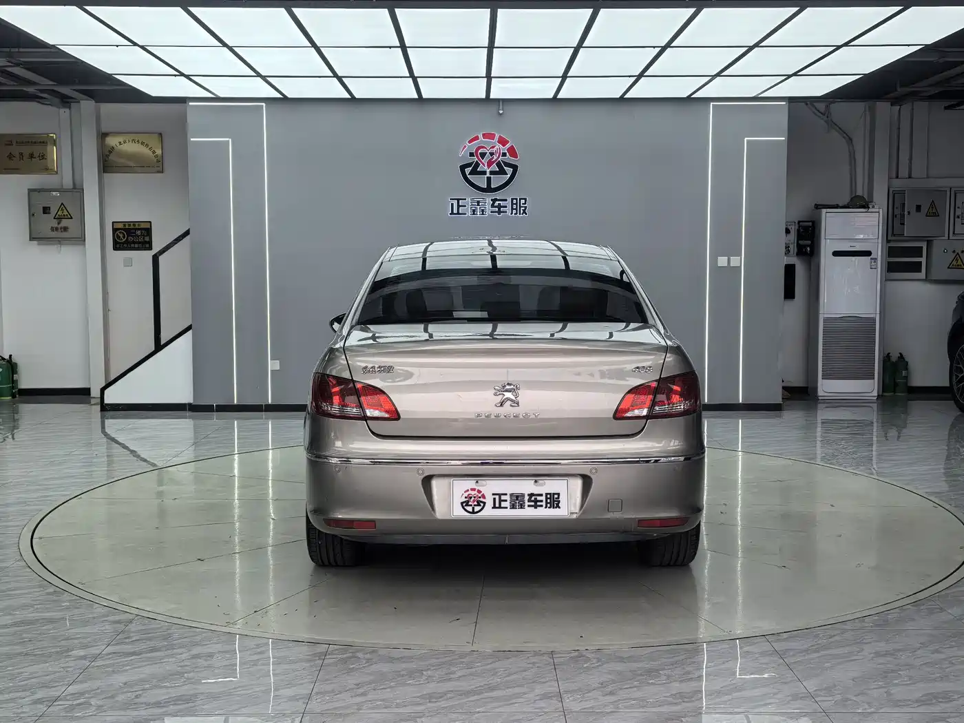 Peugeot 408 2011 2011 2.0L Automatic Comfort Edition