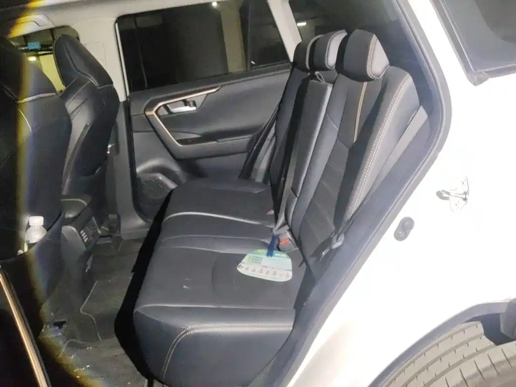 Toyota Wildlander 2025 2024 2.0L CVT 2WD Luxury PLUS Edition