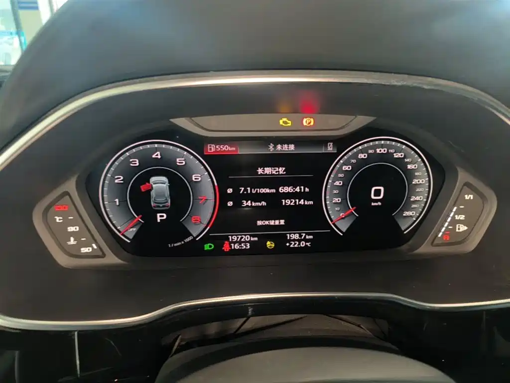 Audi Q3 2024 35 TFSI Fashion Sport фото 12