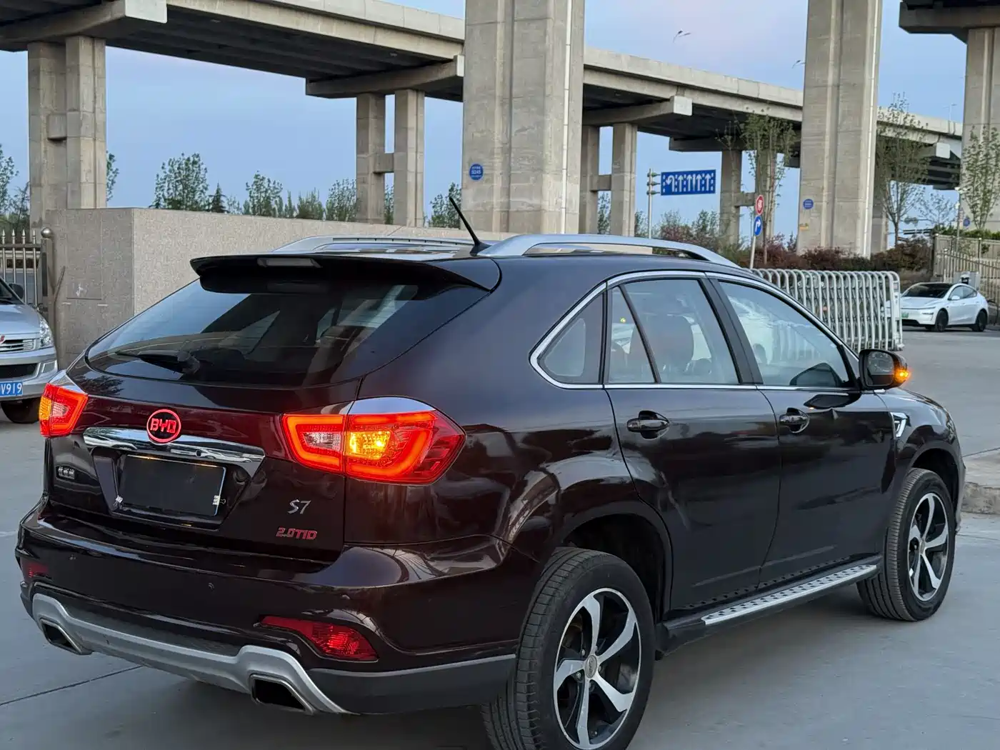 BYD S7 2015 2.0T Automatic Flagship Model фото 5